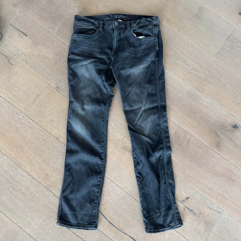 Banana Republic Men's 31x30 Slim Luxe Traveler Black / Dark Grey Jeans Size